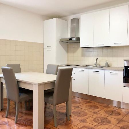 Appartamento Giusy Riva del Garda Buitenkant foto