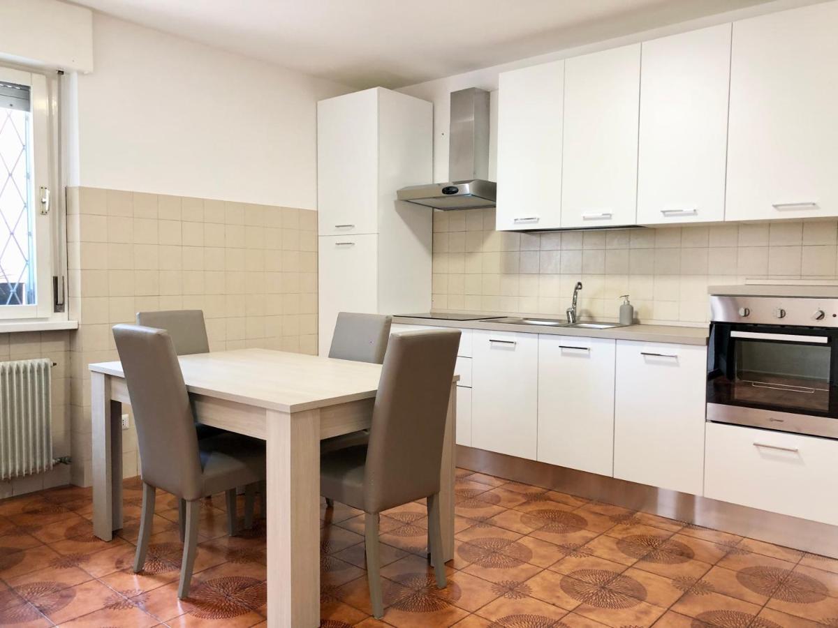 Appartamento Giusy Riva del Garda Buitenkant foto