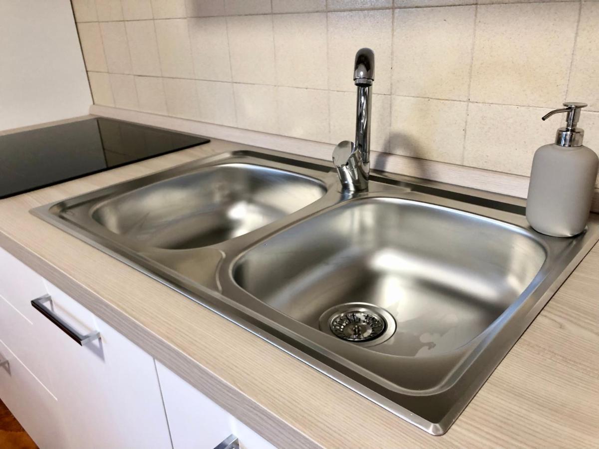 Appartamento Giusy Riva del Garda Buitenkant foto